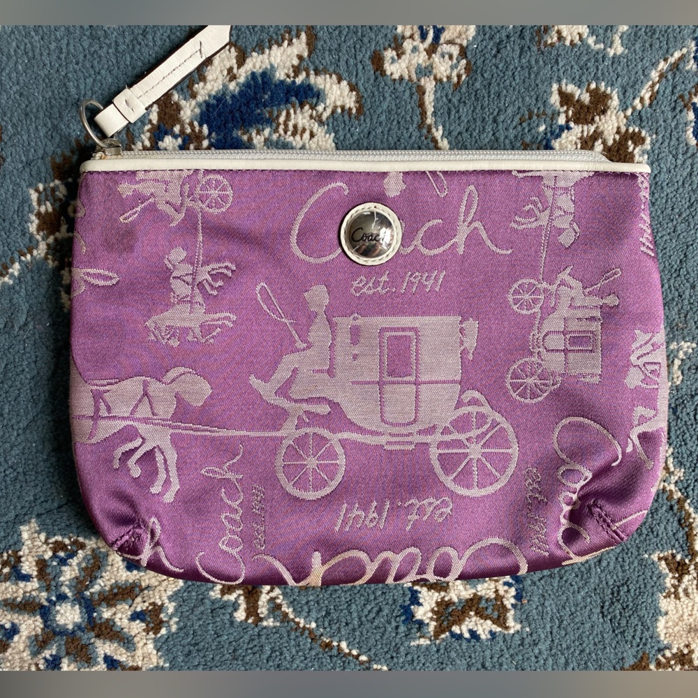 Coach pouch